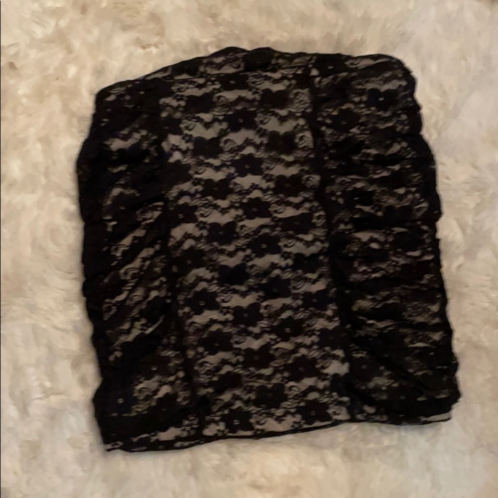 Strapless lace top with zipper